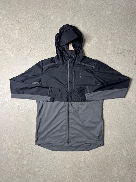 On Cloud Jacket - Black/Grey