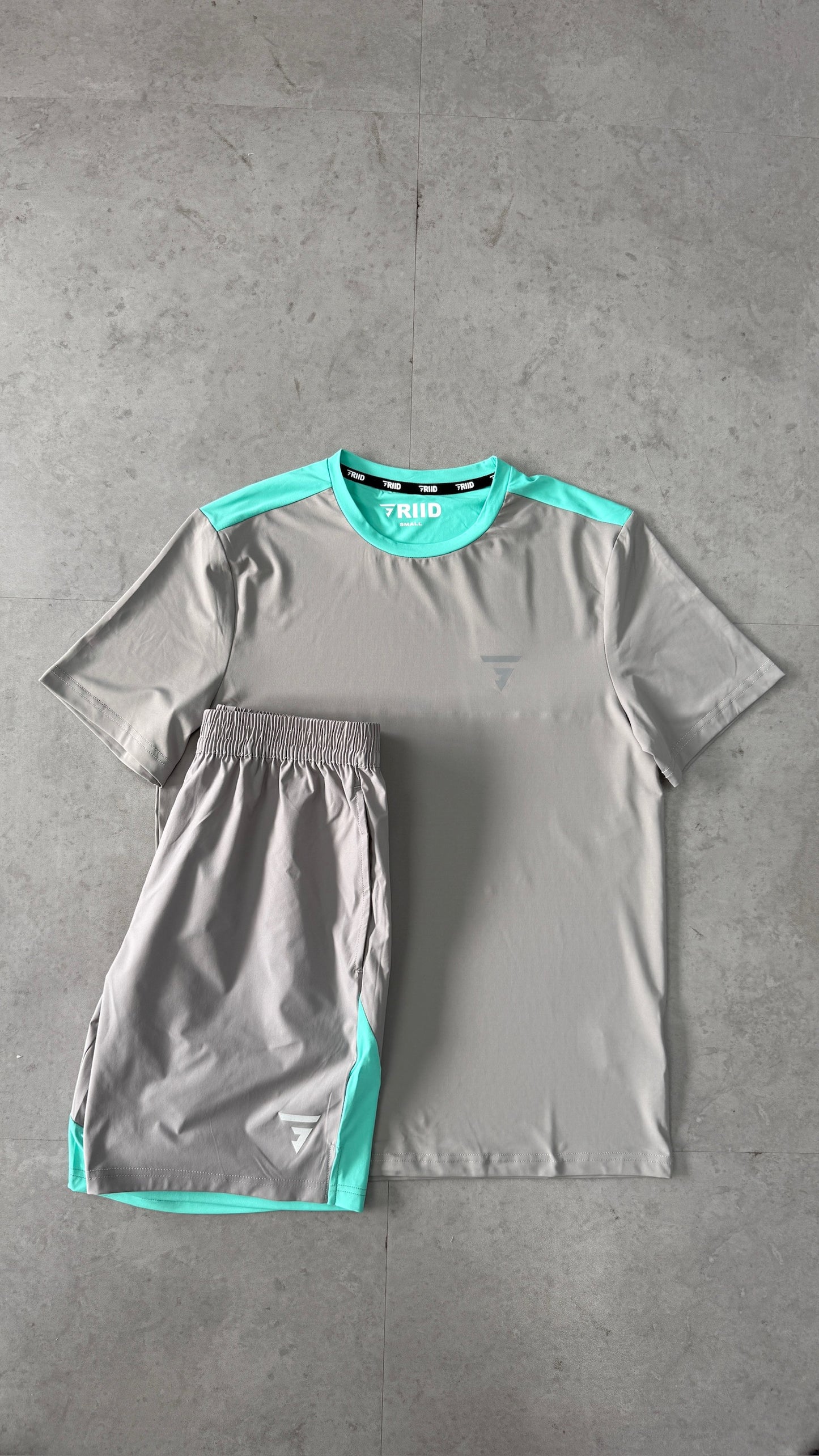 GRIID Pulse Twin Set - Grey/Mint